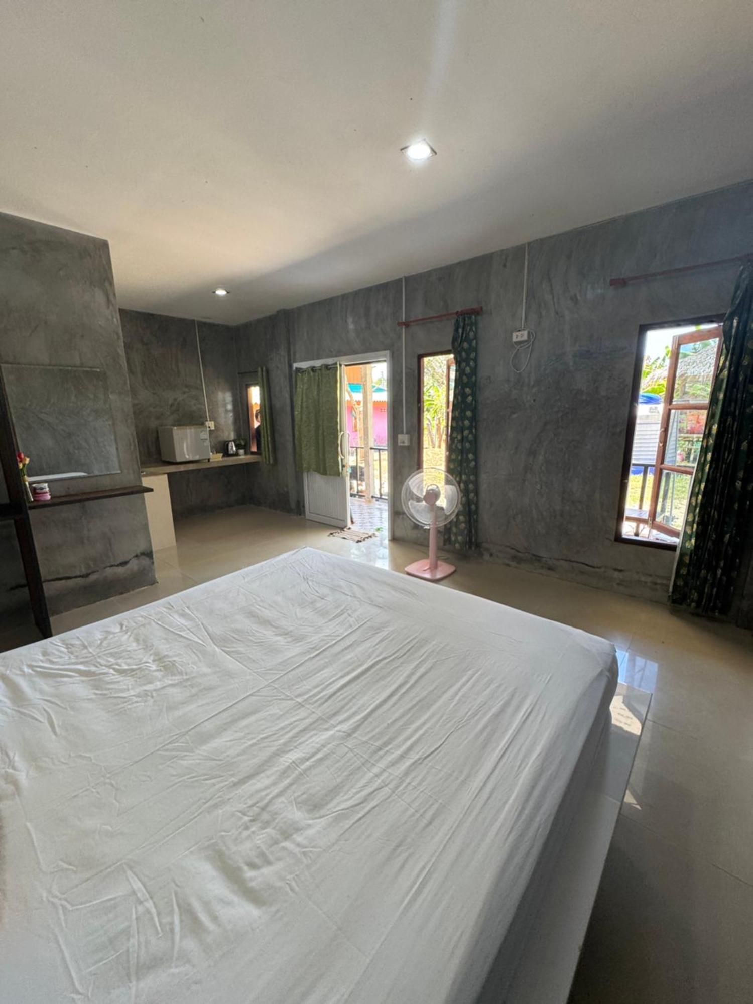 Lanta Natural Hut Garden Koh Lanta Exterior photo